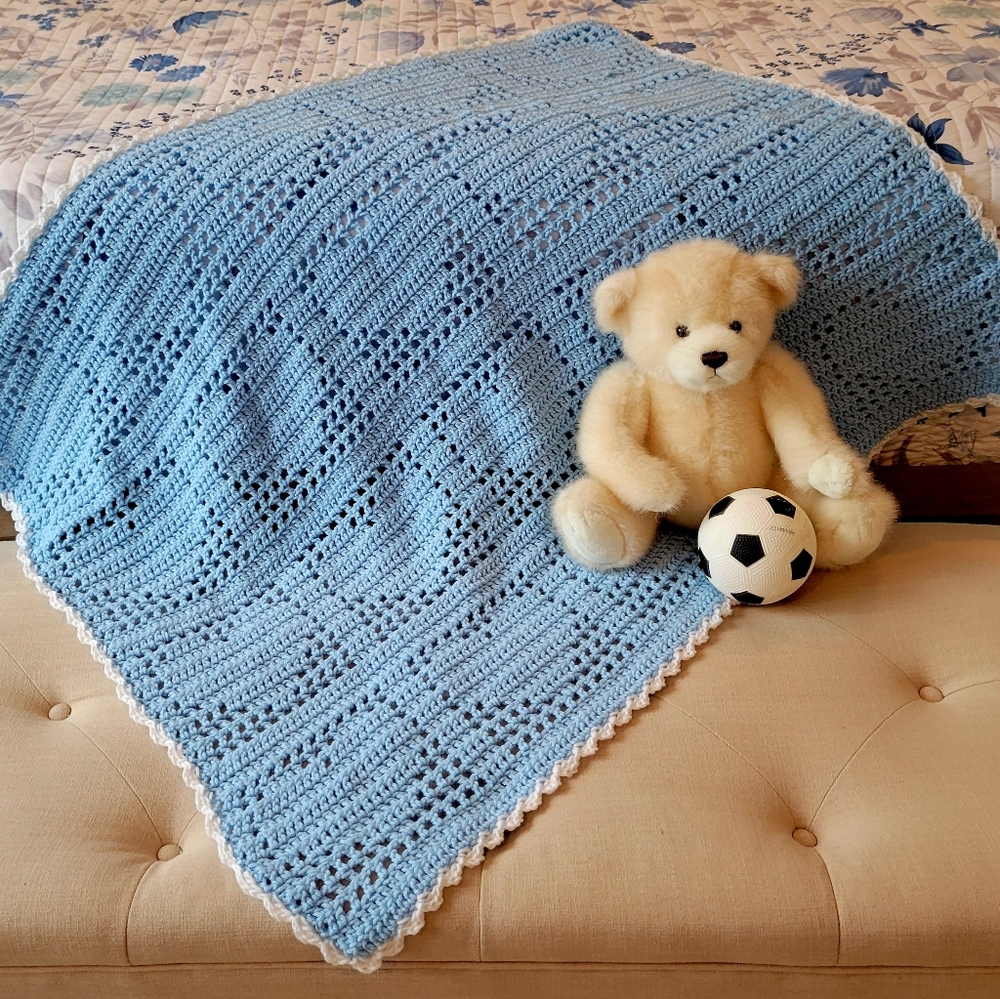 NEW HEART THEMED BABY BLANKET